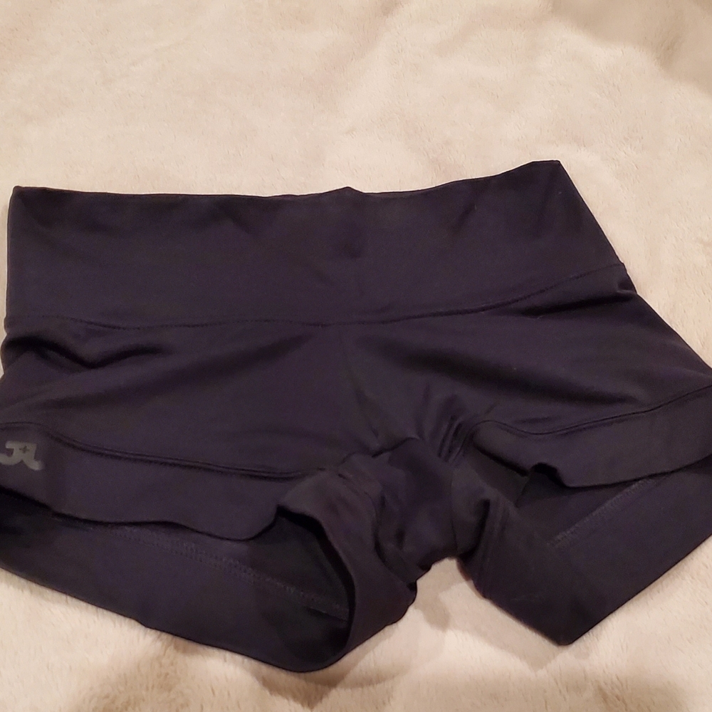 Jo+Jax banded leg black shorts